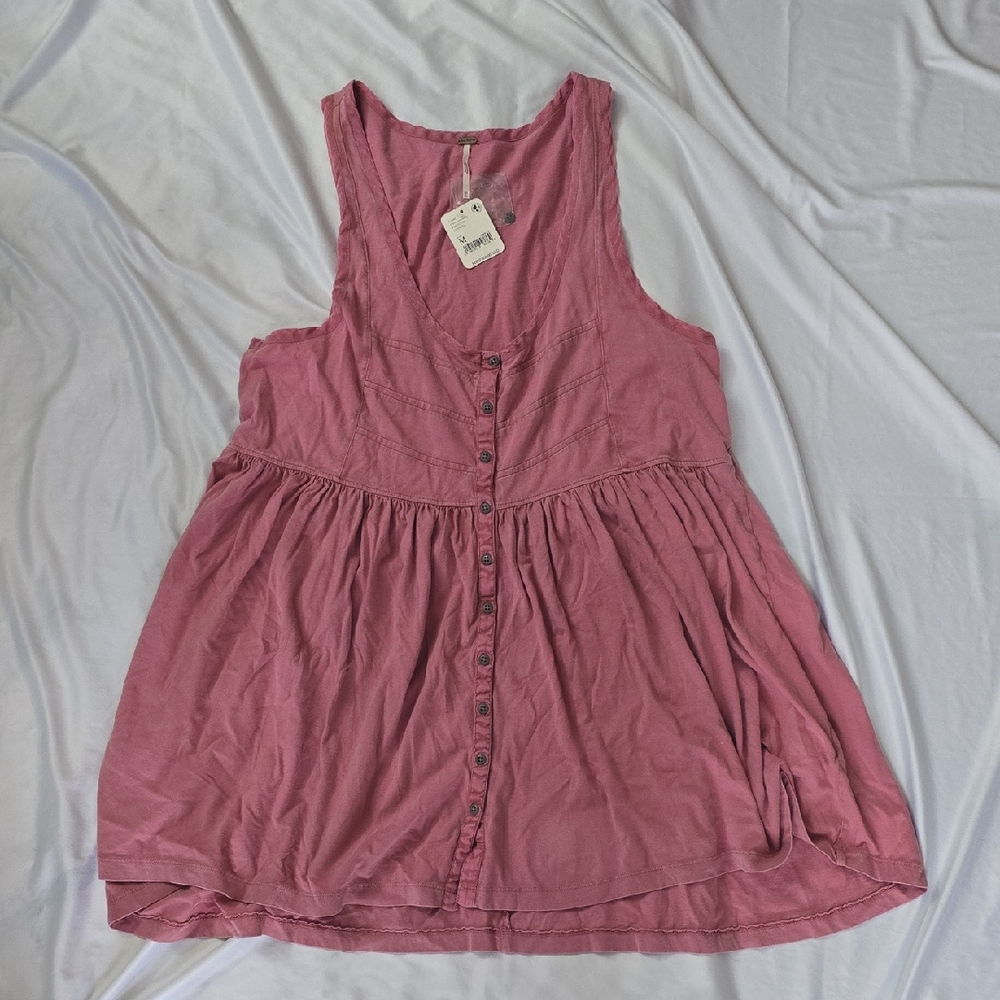 Button-Front Sleeveless Peplum Tank Top - Pink